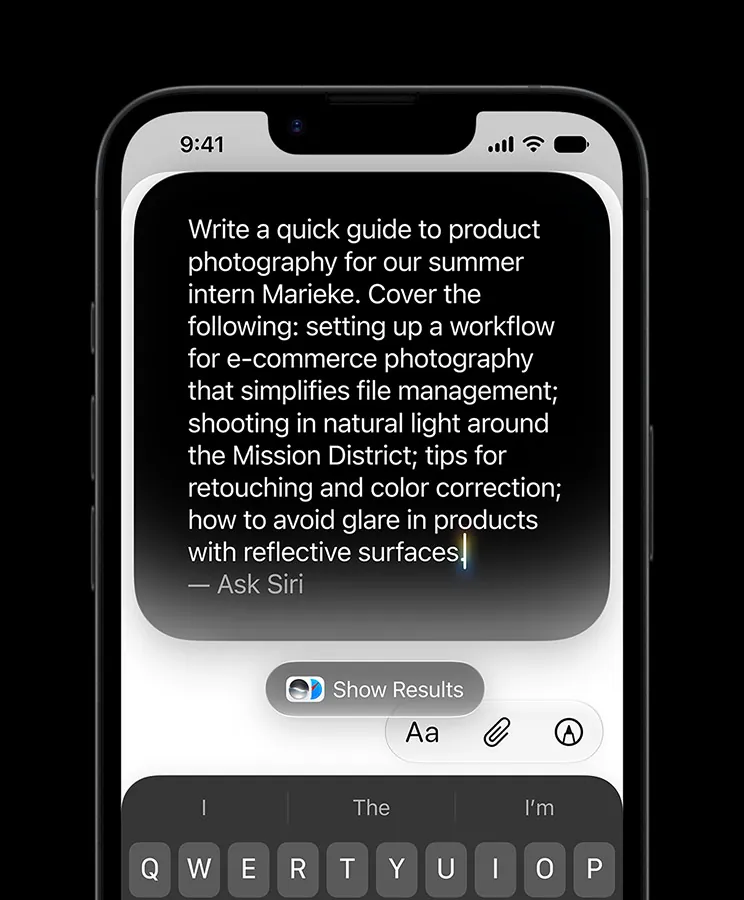 Черновик текста от Siri AI на экране iPhone
