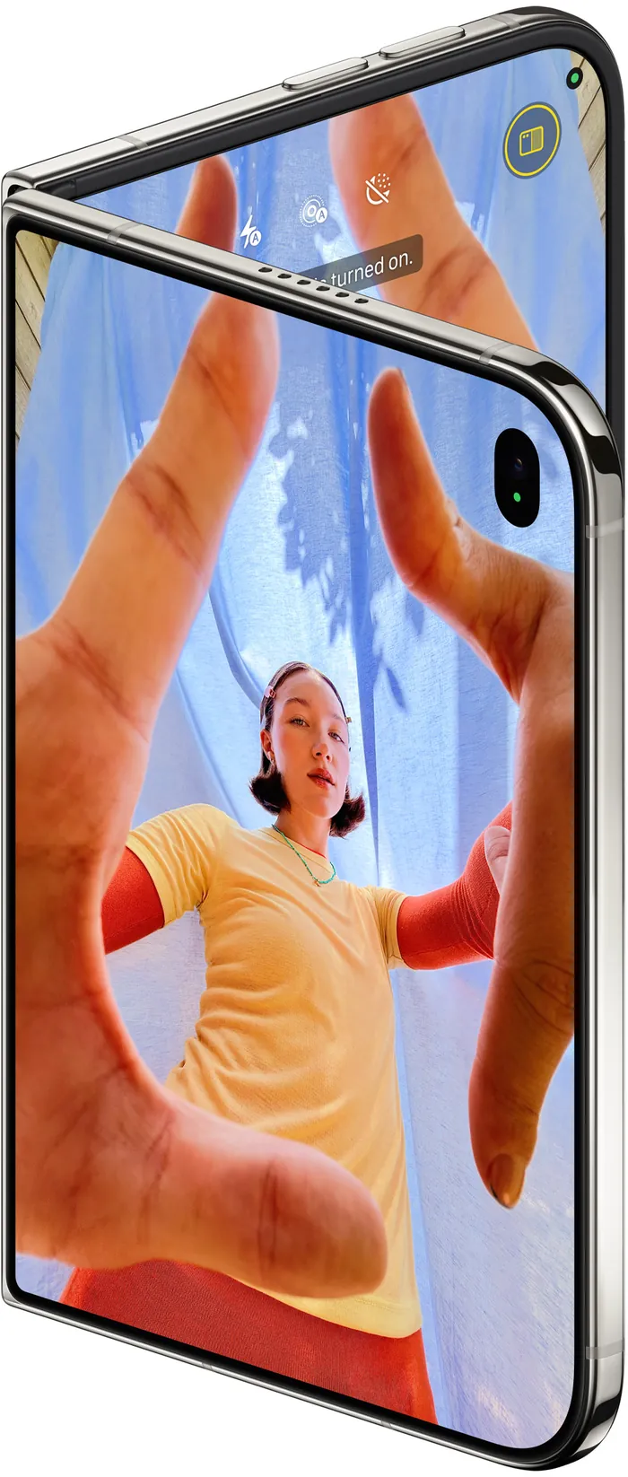 Внешний экран iPhone Duo во время съёмки
